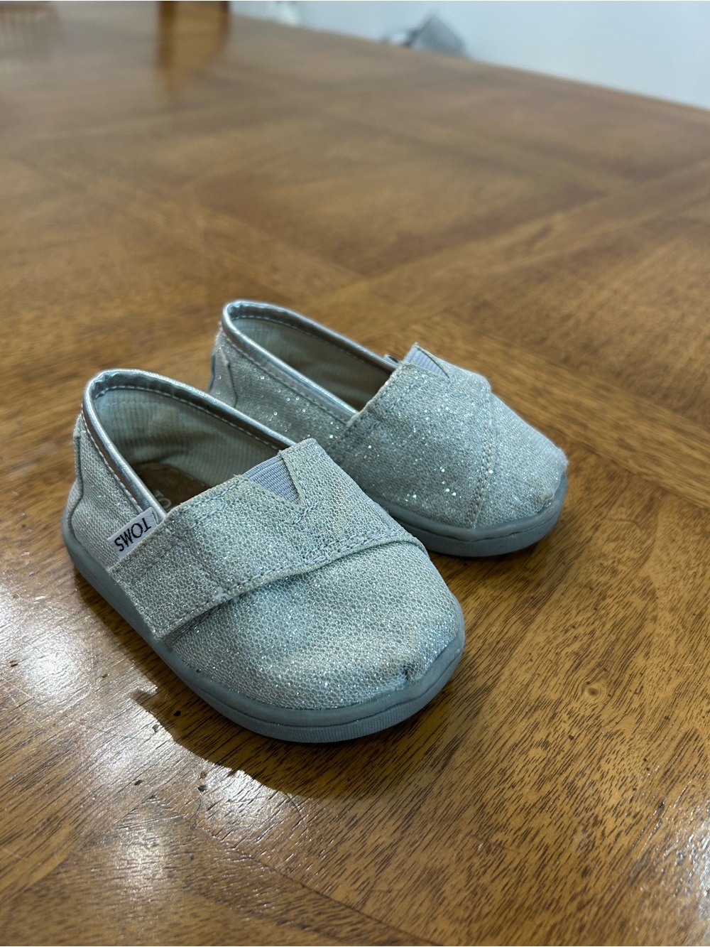 Toms Little Kids Sparkle Slip-On Shoes in Silver
